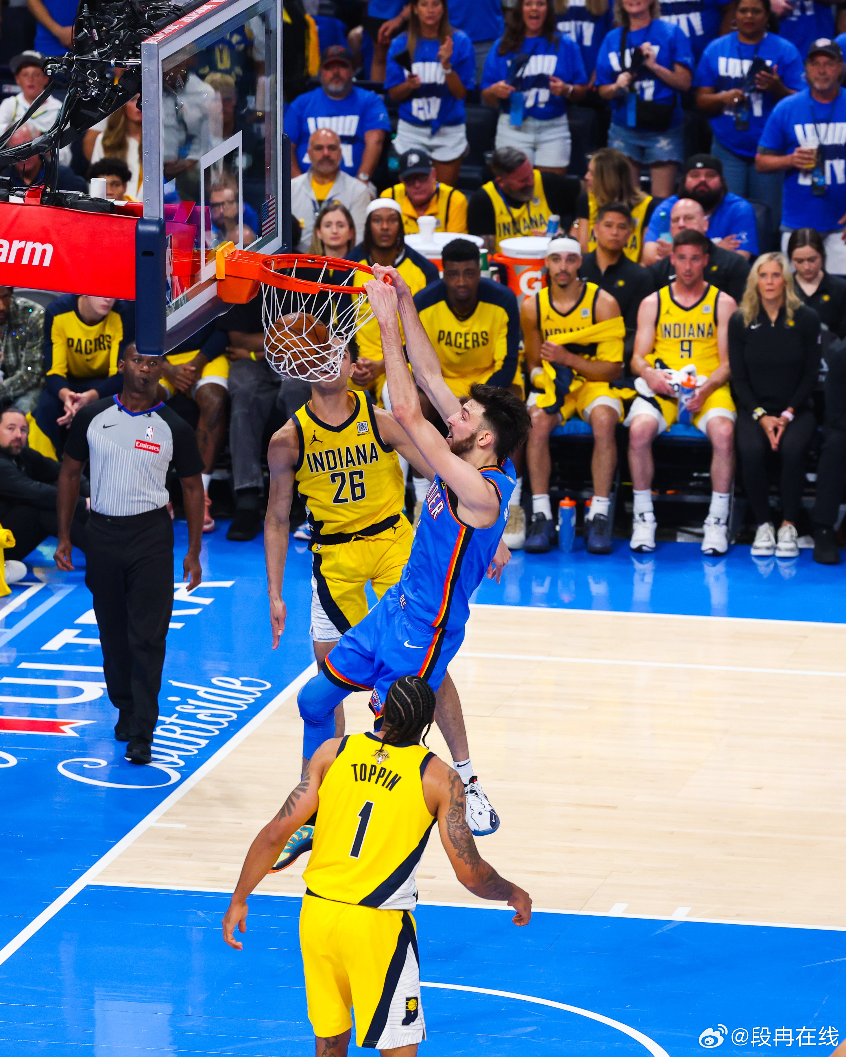 埃弗顿主场大胜，获得宝贵三分