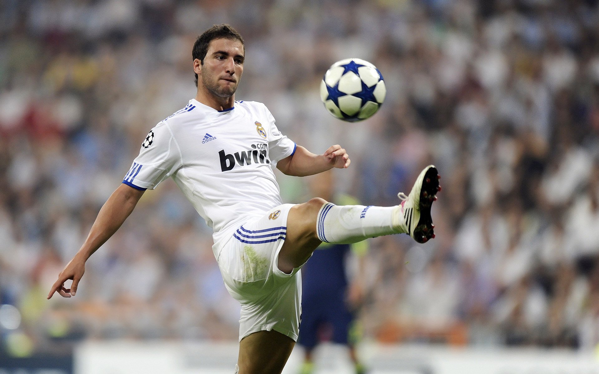 布伦森里程碑之夜,火箭鏖战奇才演绎不屈意志